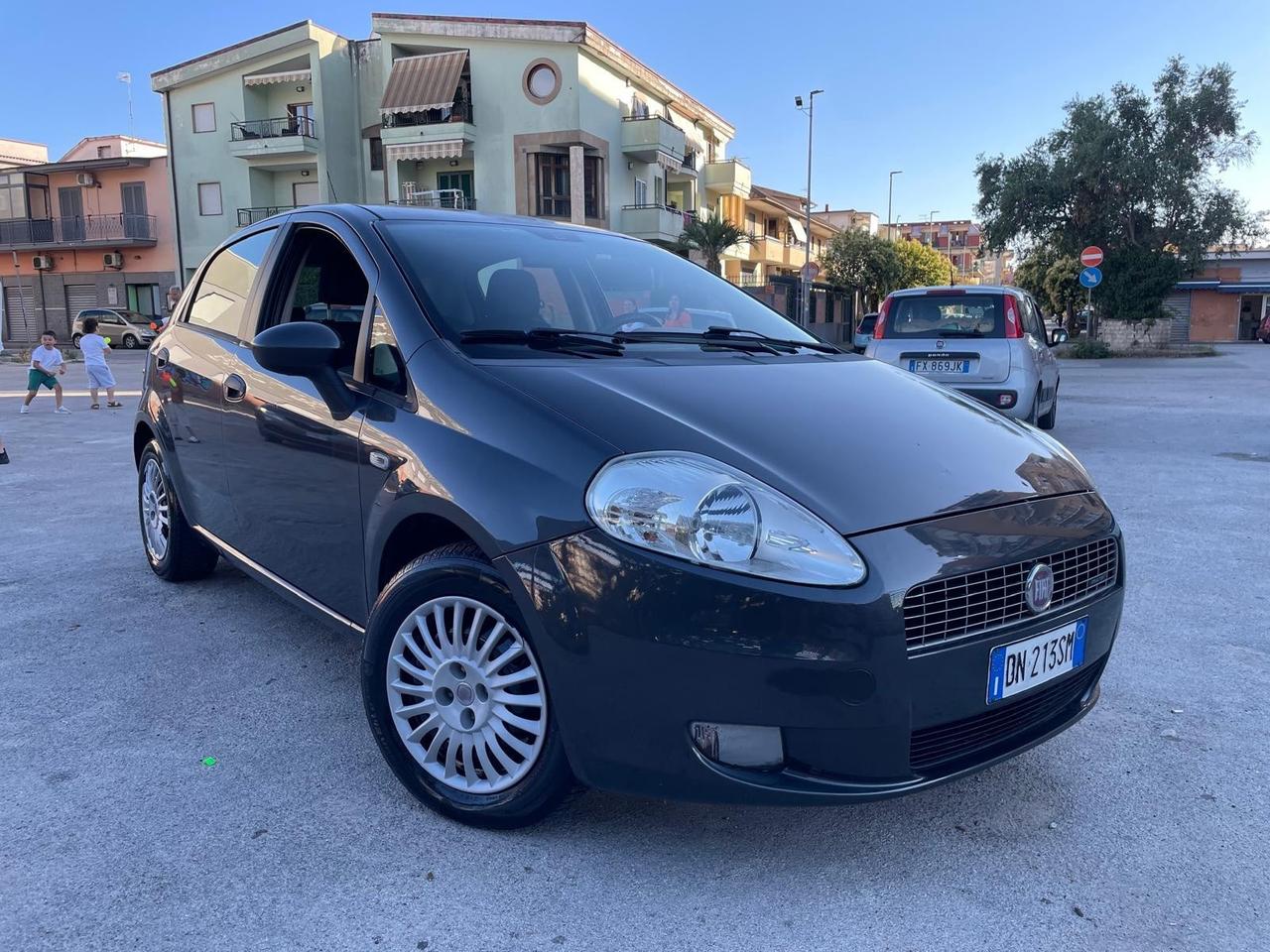 Fiat Grande Punto 1.3 MJT 75 CV 5 porte Dynamic In ottime condizioni