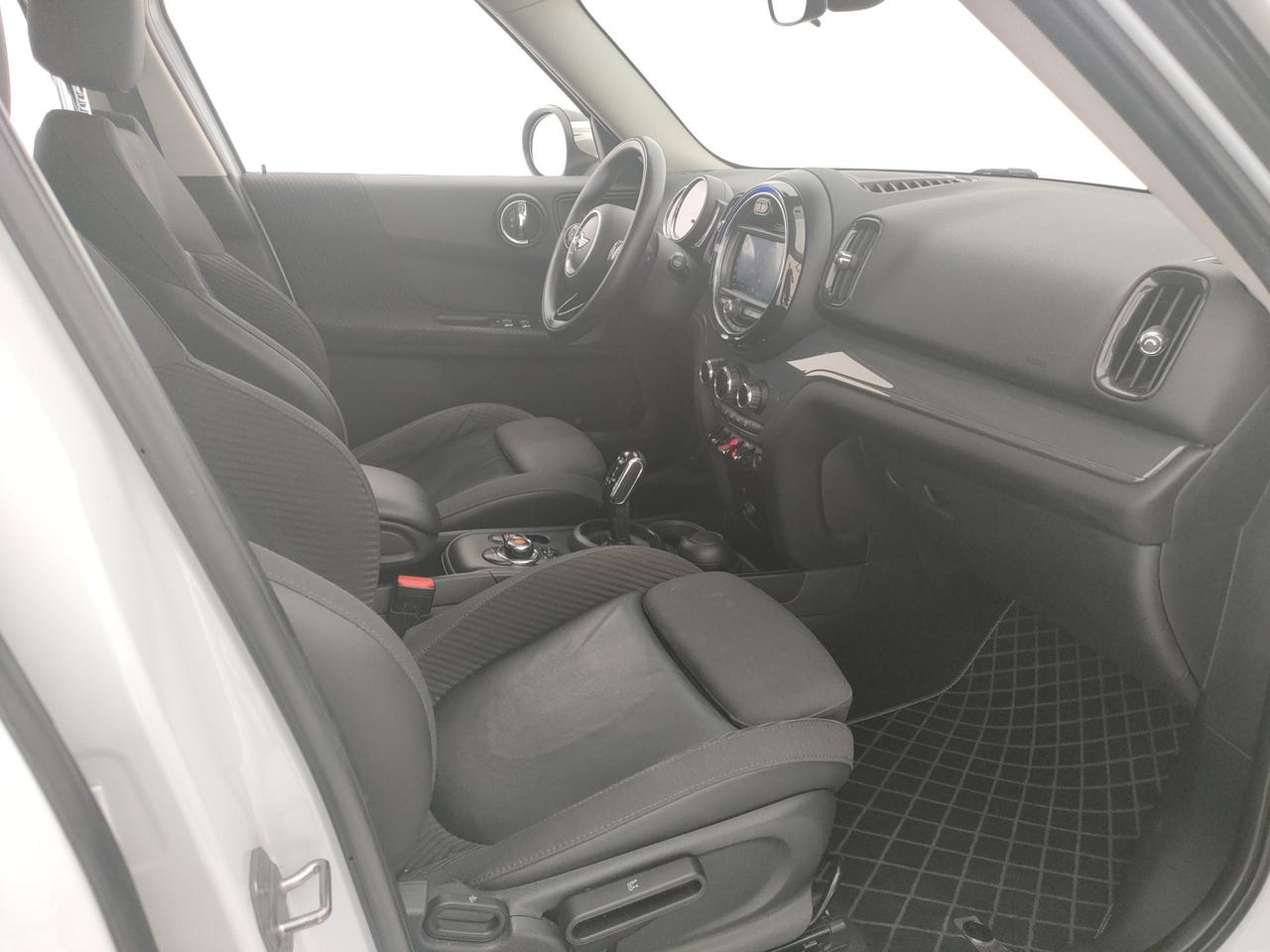 MINI Mini Countryman 1.5 One D Business auto 7m