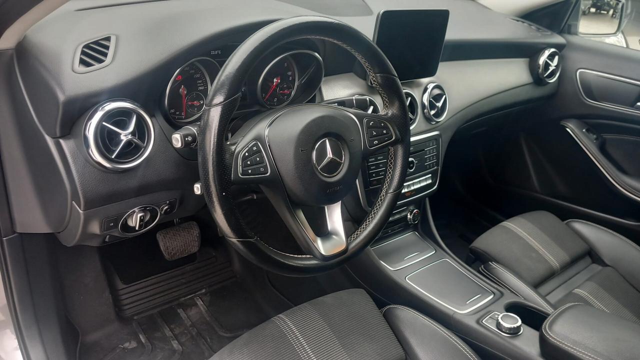 Mercedes-benz GLA 180 GLA 180 d Automatic Executive