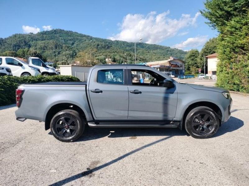 Isuzu D-Max N60 D-Max N60 1.9 aut. Crew Nitro Sport Cab con Shutter Lid!!
