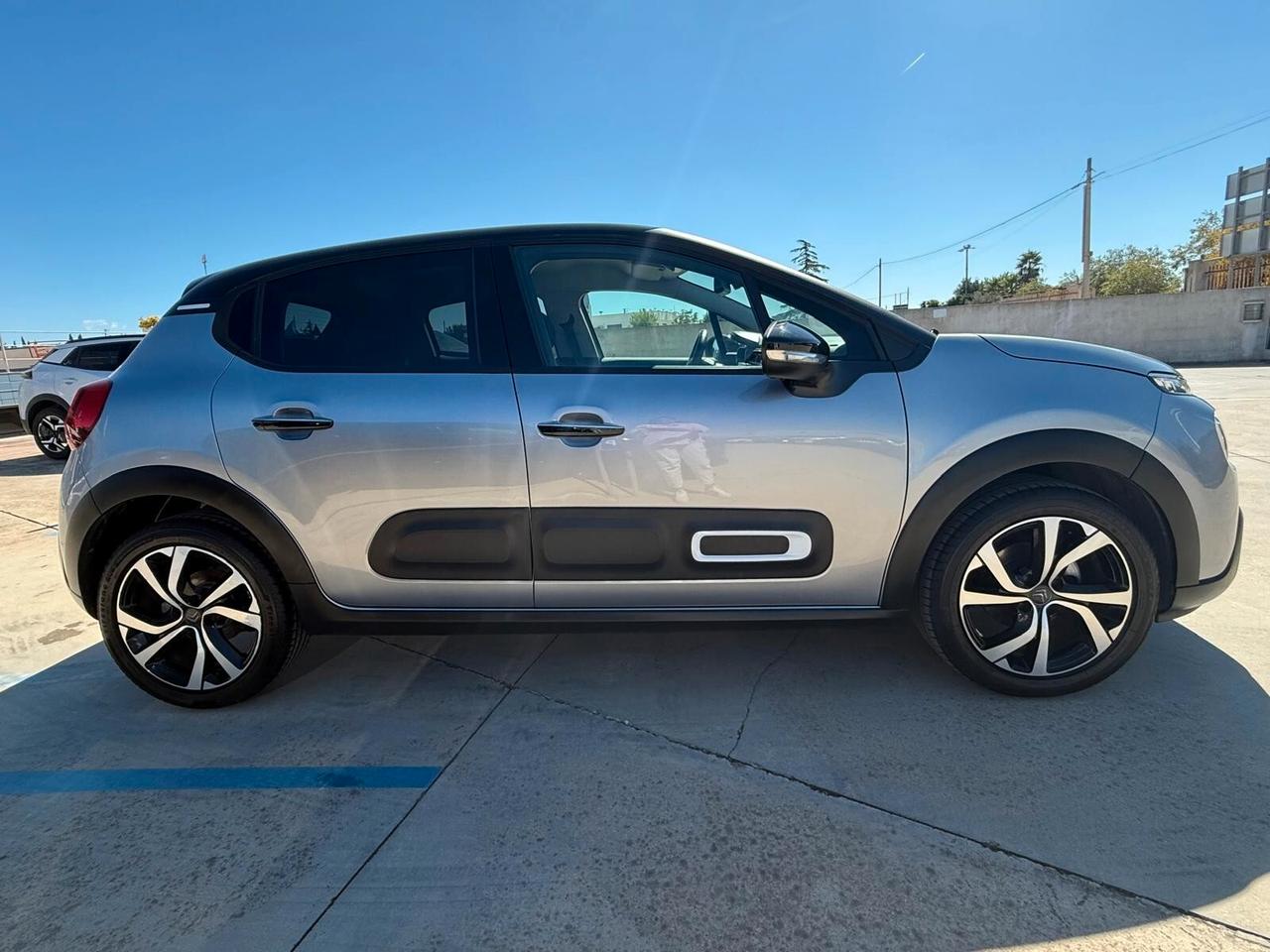 CITROEN C3 SHINE 1.2 110 CV - AZIENDALE - km 34.000