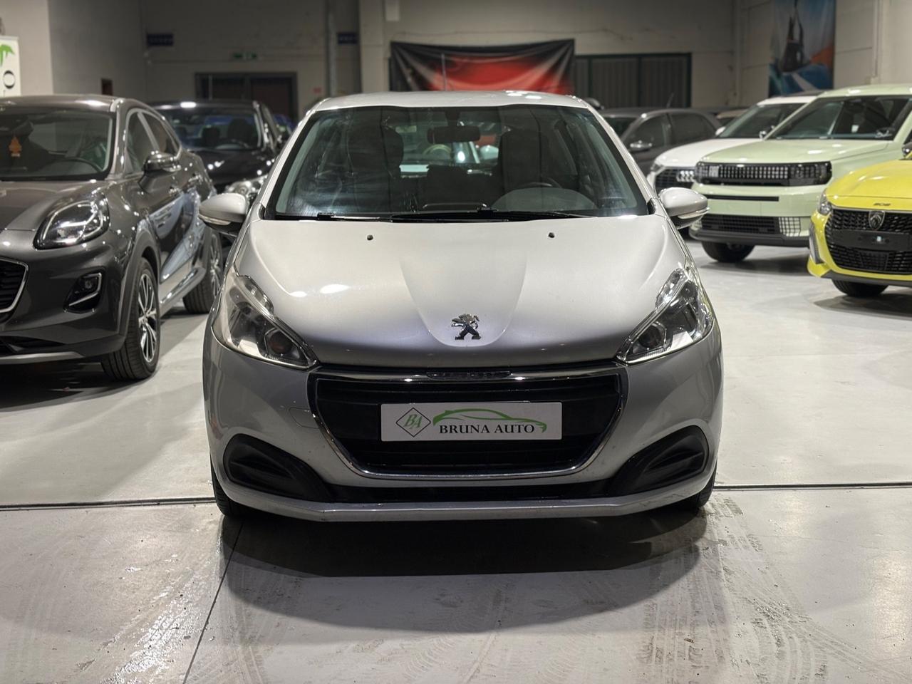 Peugeot 208 BlueHDi 75 5 porte Allure