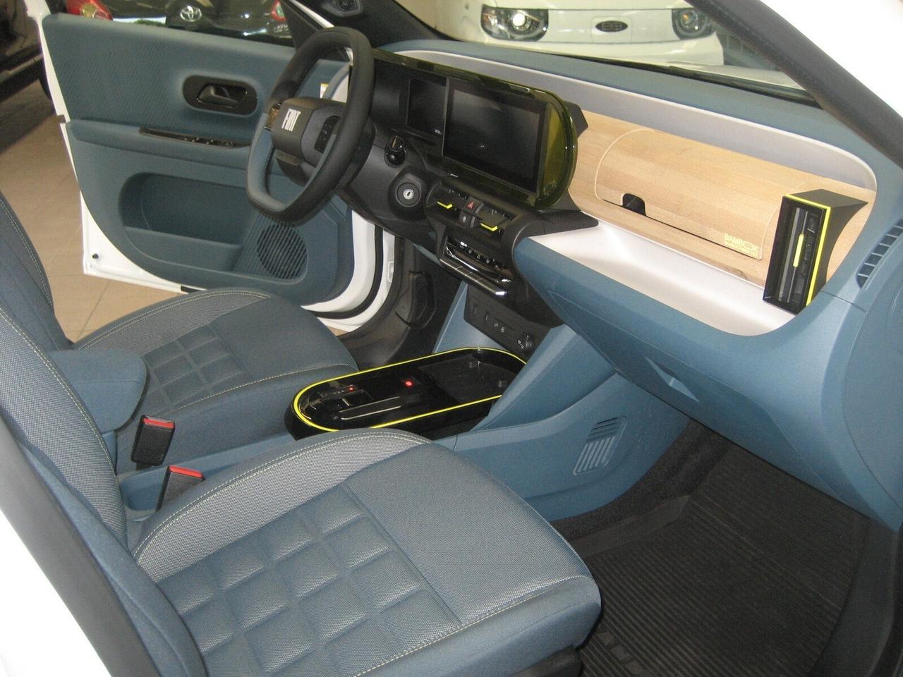 Fiat Grande Panda 1.2 Hybrid 110 CV S&S La Prima