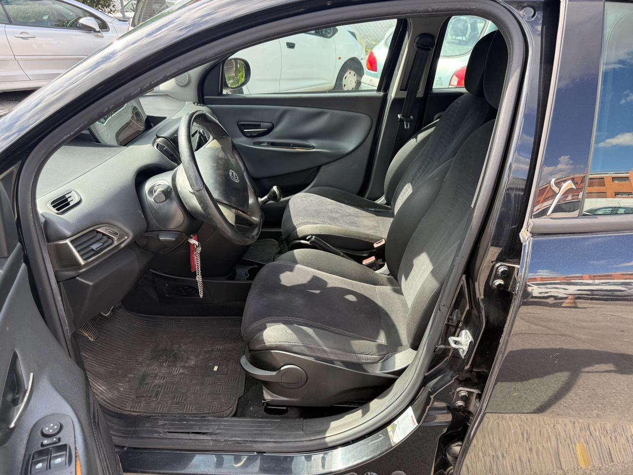 Lancia Ypsilon 1.3 MJT 16V 95 CV 5 porte S&S Gold