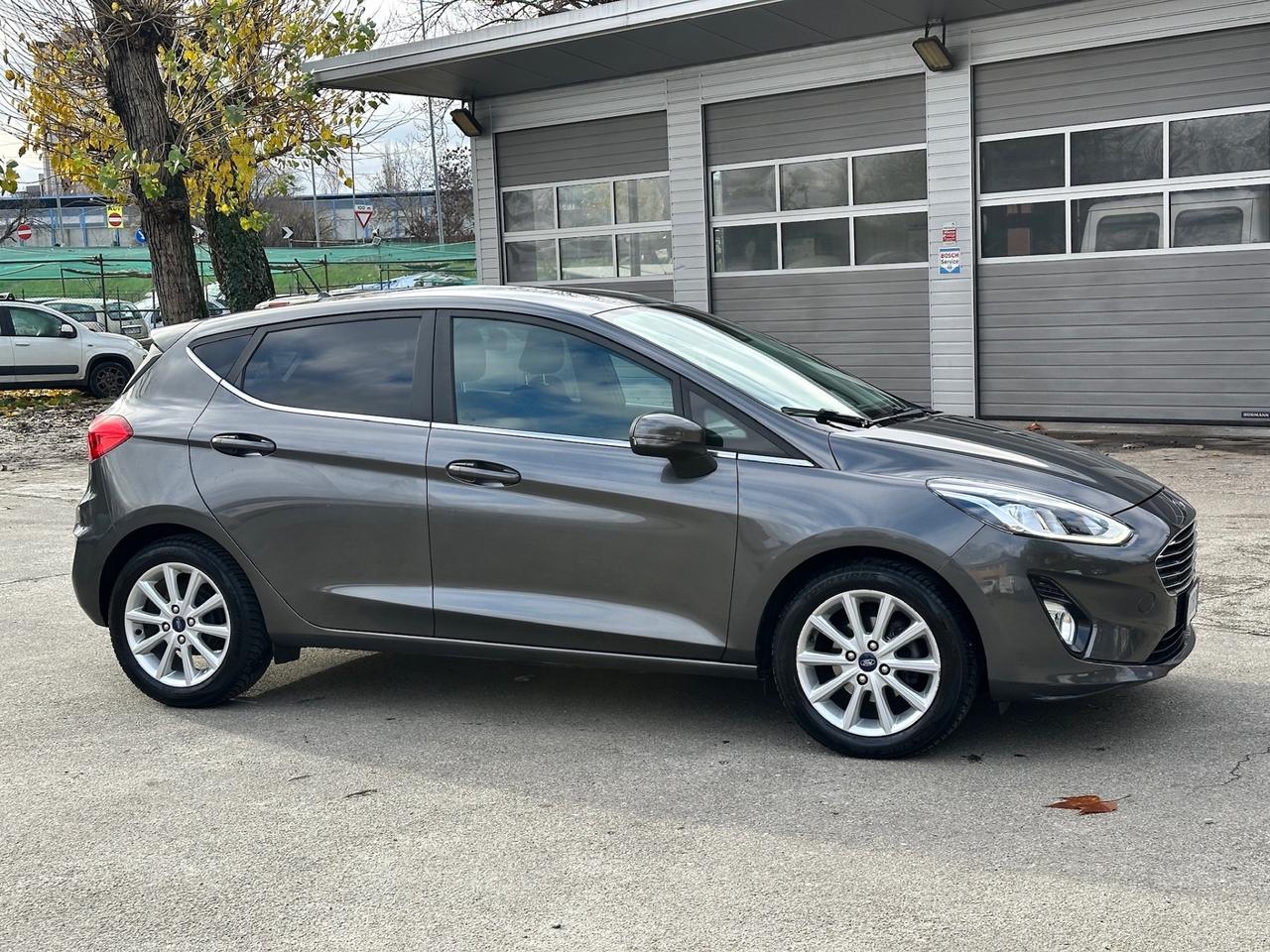 Ford Fiesta 1.5 EcoBlue 5 porte Vignale