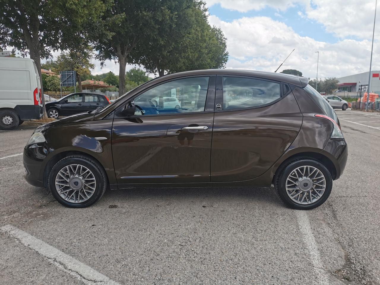 Lancia Ypsilon 1.2 GPL OK NEOPATENTATI