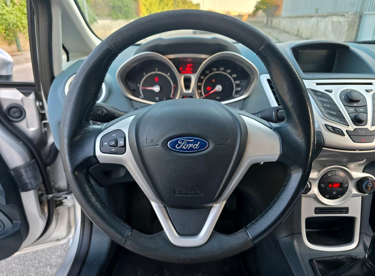 FORD FIESTA TITANIUM 1.4 DIESEL PERFETTA E FULL
