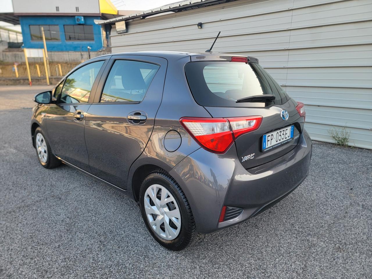 Toyota Yaris 1.5 Hybrid 5 porte Active GARANZIA