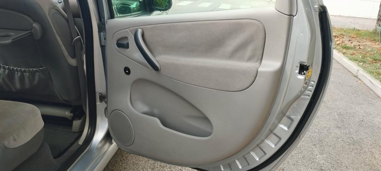 Citroen Xsara Picasso 2.0 HDi Elegance
