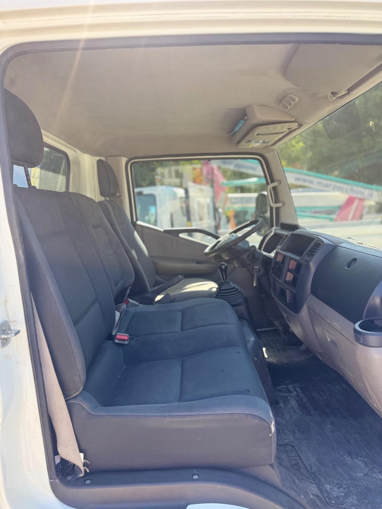 NISSAN CABSTAR NT400 GRU\\\\RIBALTABILE TRILA\\\\PREZZO + IVA