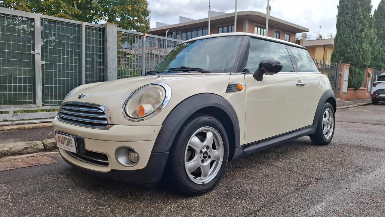 Mini 1.4 16V One Chili