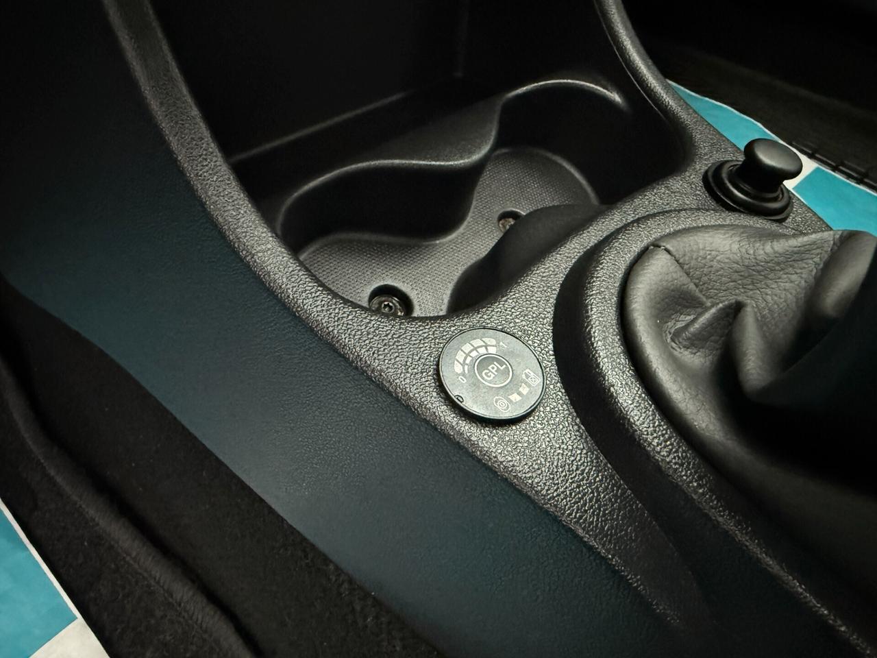 Dacia Sandero Stepway 1.6 8V 85CV - GPL - Unico Proprietario