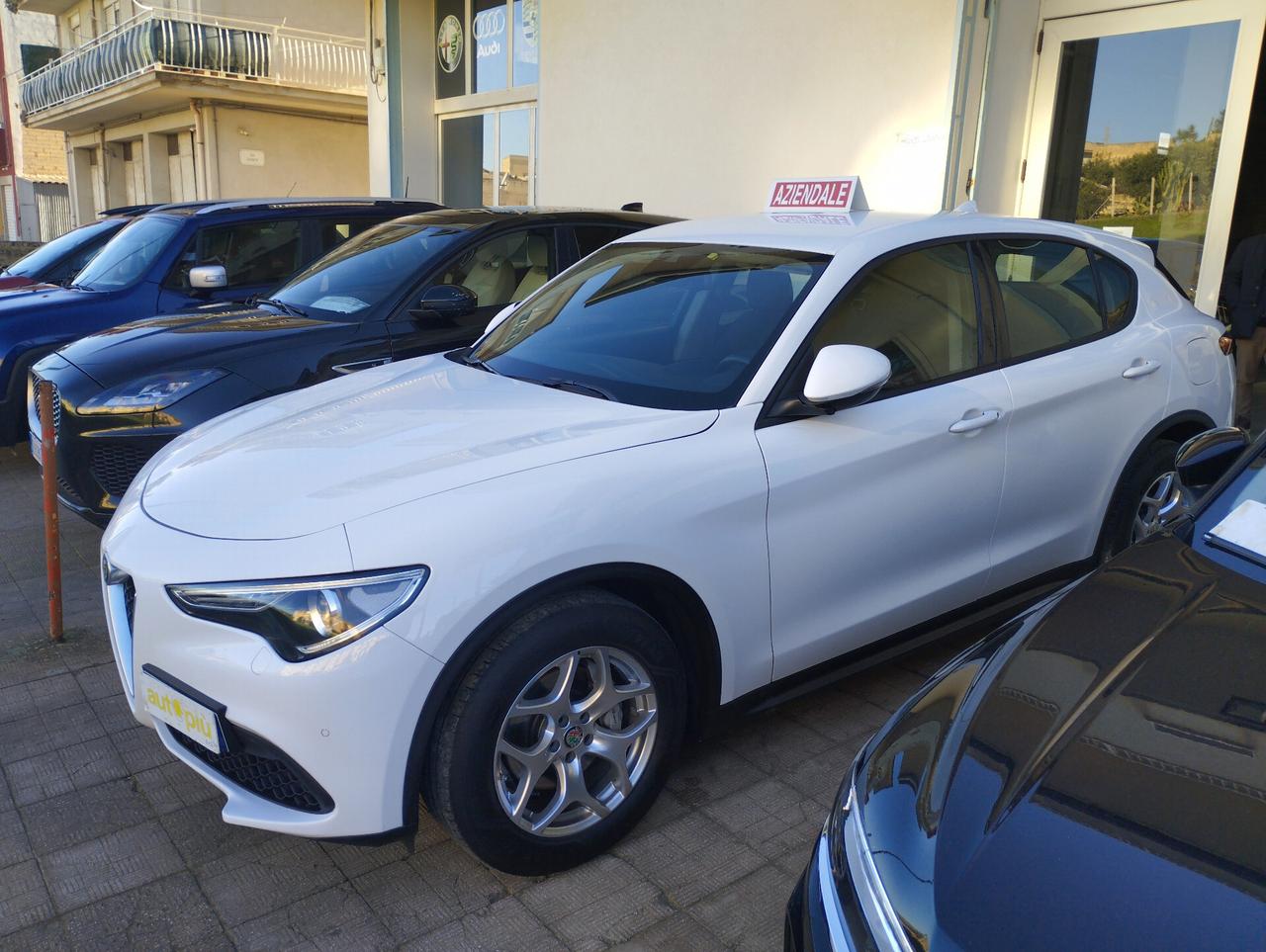 Alfa Romeo Stelvio 2.2 Turbodiesel 160 CV AT8 Business