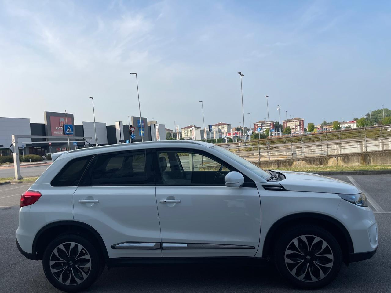Suzuki Vitara 1.6 DDiS 4WD AllGrip DCT V-Top