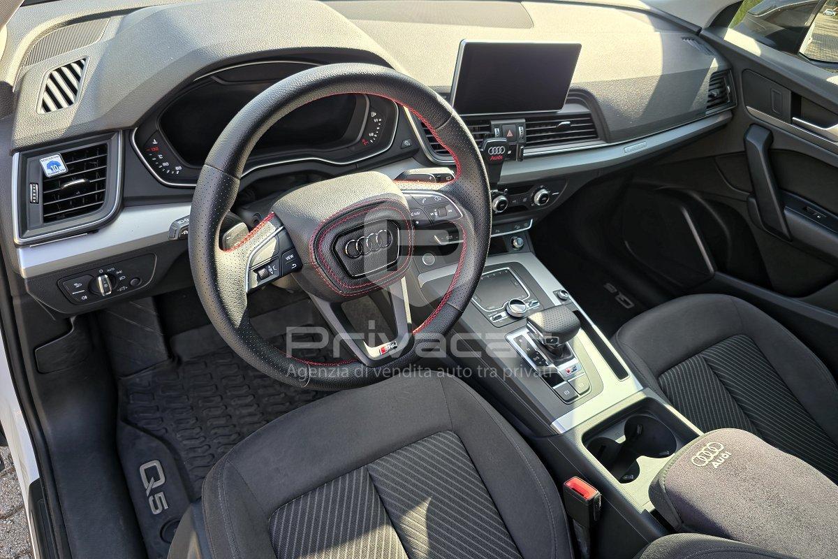 AUDI Q5 35 TDI quattro S tronic Business Sport