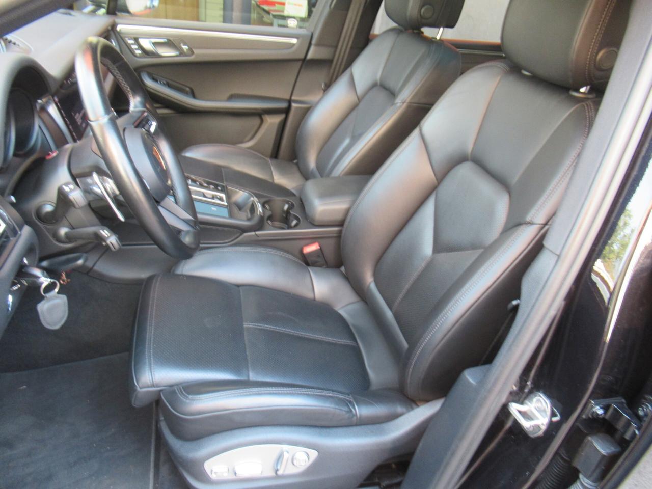 Porsche Macan 2.0 265CV