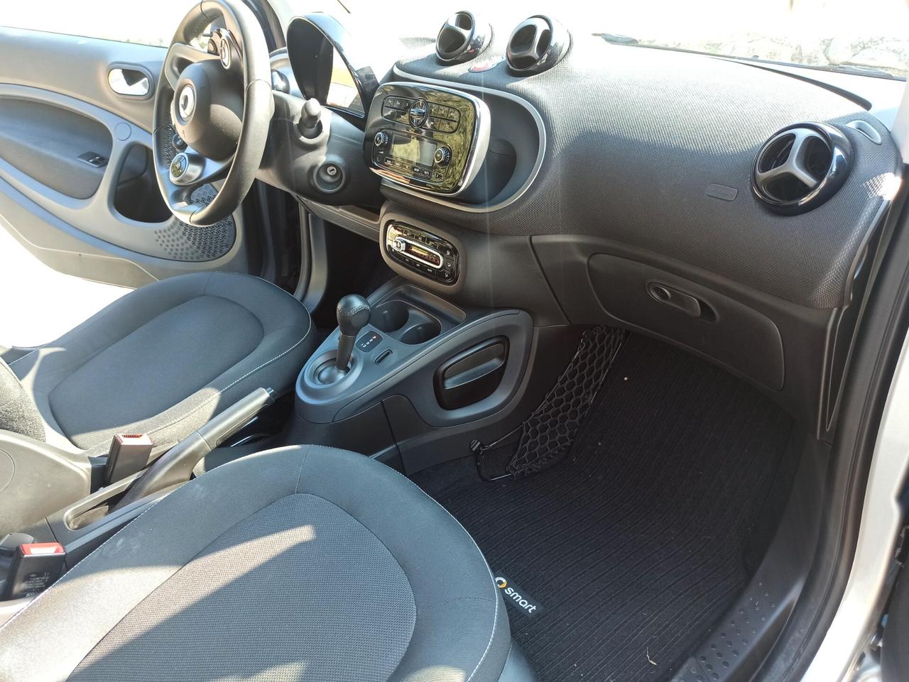 SMART FORTWO PASSION ANNO 2015 CAMBIO AUTOMATICO