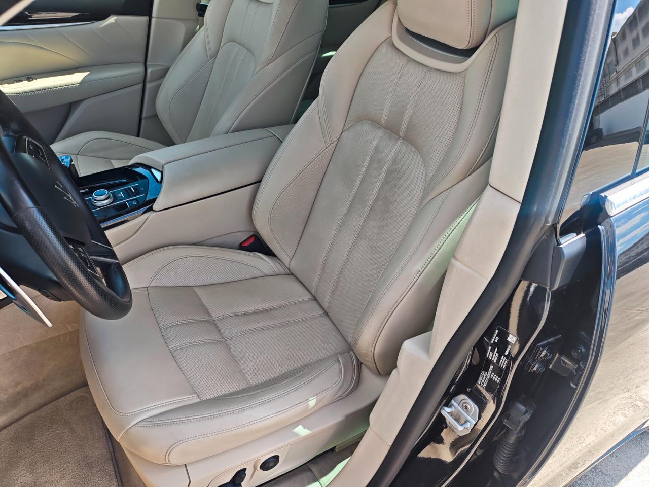 Maserati Levante V6 AWD Gransport