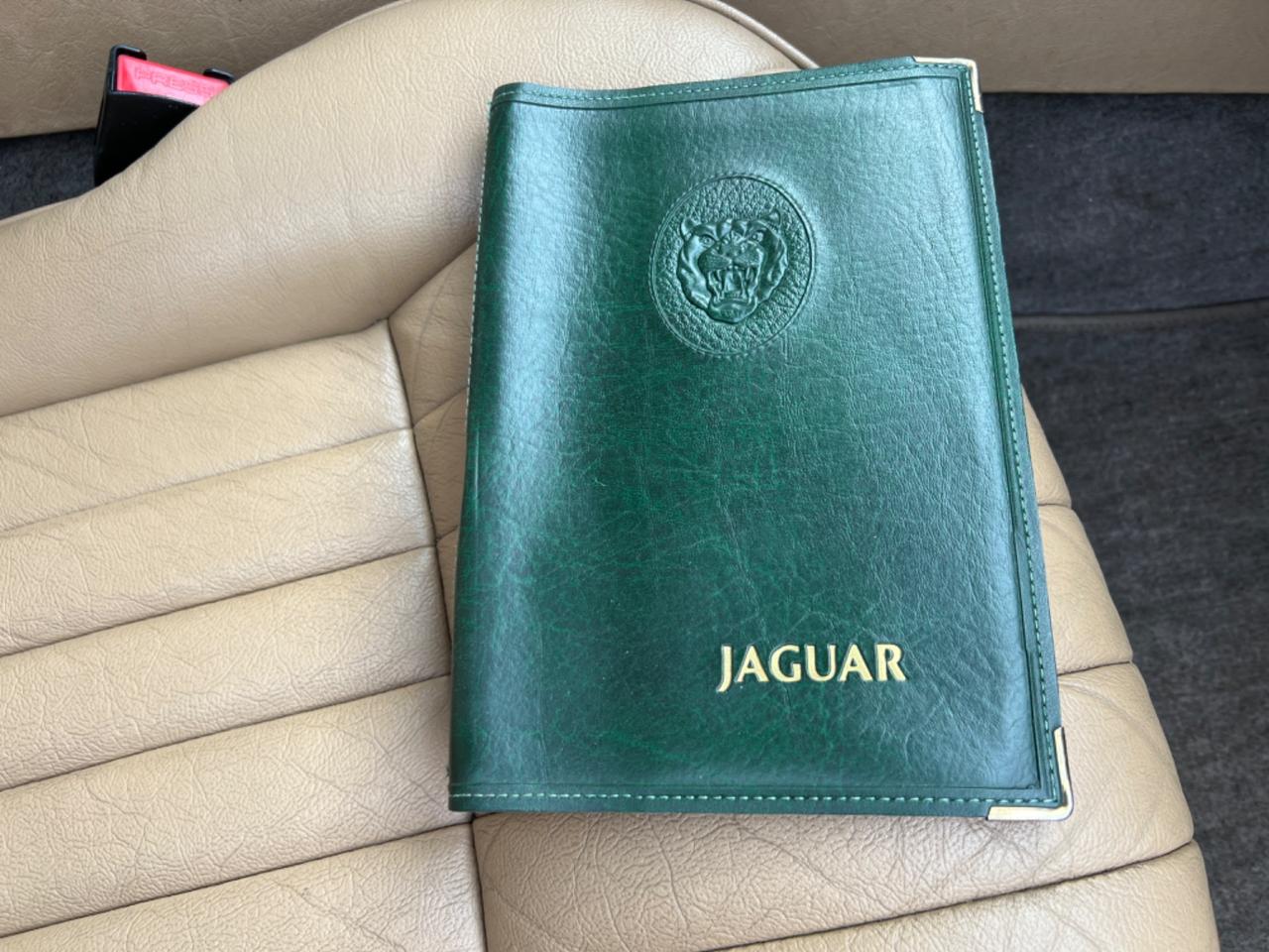 Jaguar XJ XJ6 4.0