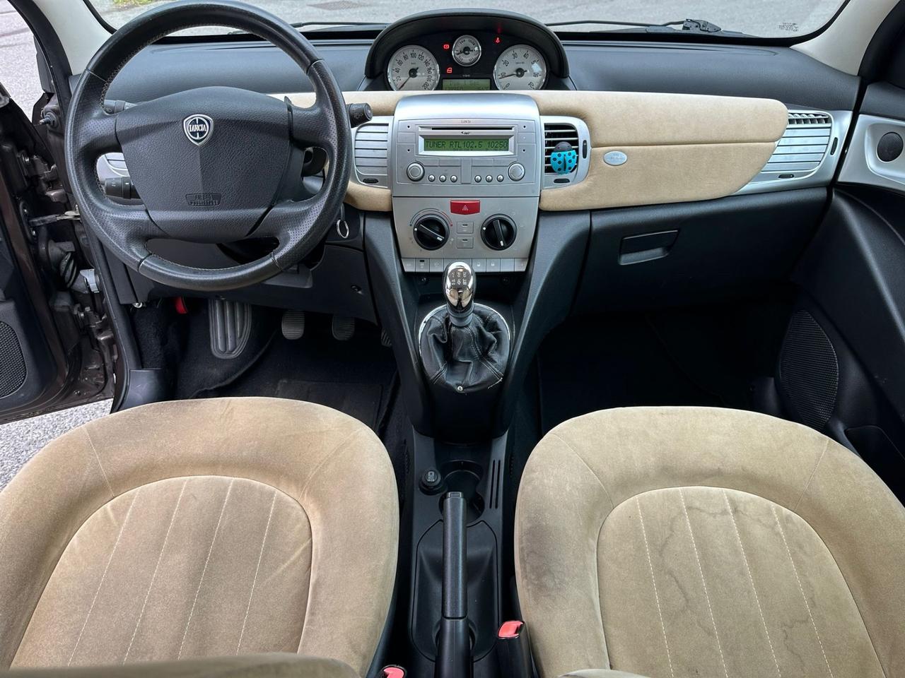 Lancia Ypsilon 1.4 GPL nessun limite di circolazione area B - ok Neopat