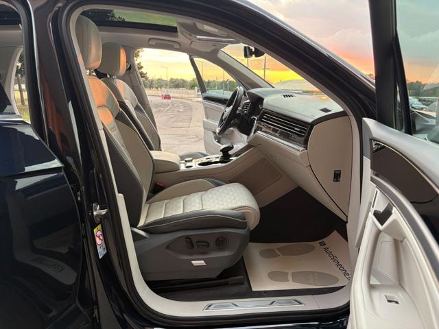 VOLKSWAGEN Touareg 3.0 V6 TDI SCR Elegance ESENTE DA SUPERBOLLO