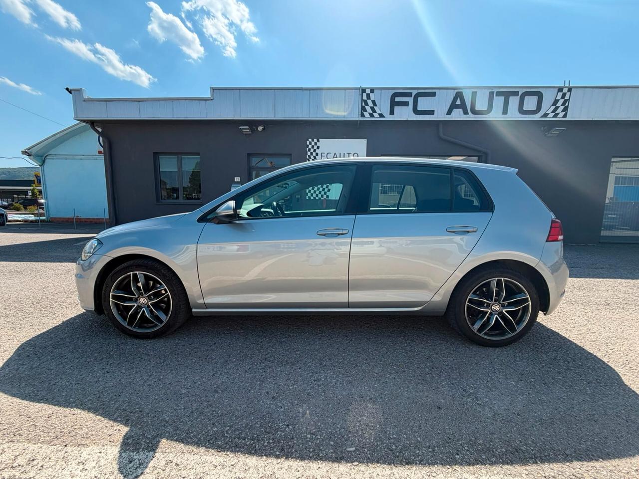 Volkswagen Golf 2.0 TDI DSG 5p. Business BlueMotion Technology