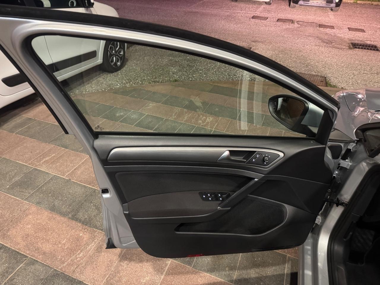 Volkswagen Golf 1.2 TFSI