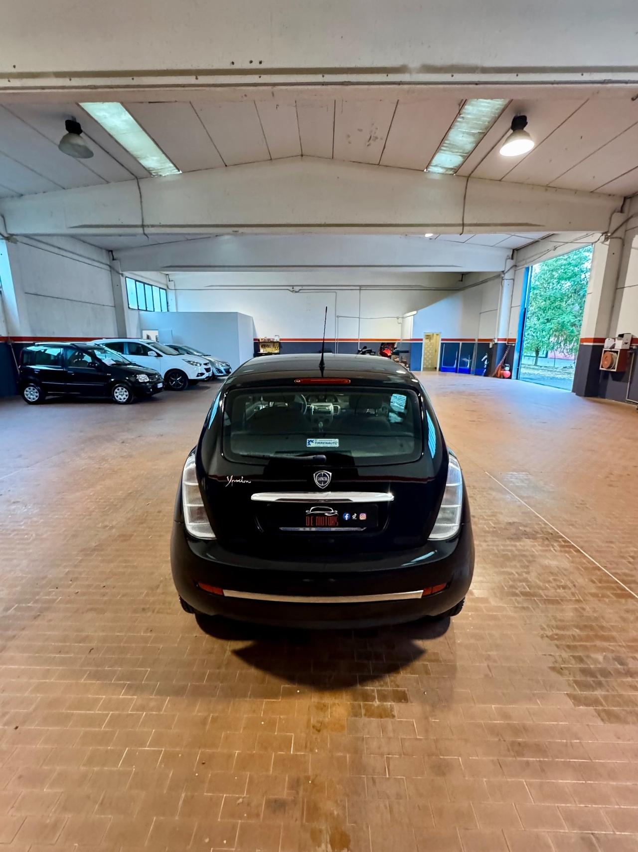 Lancia Ypsilon 1.2 69 CV Unyca