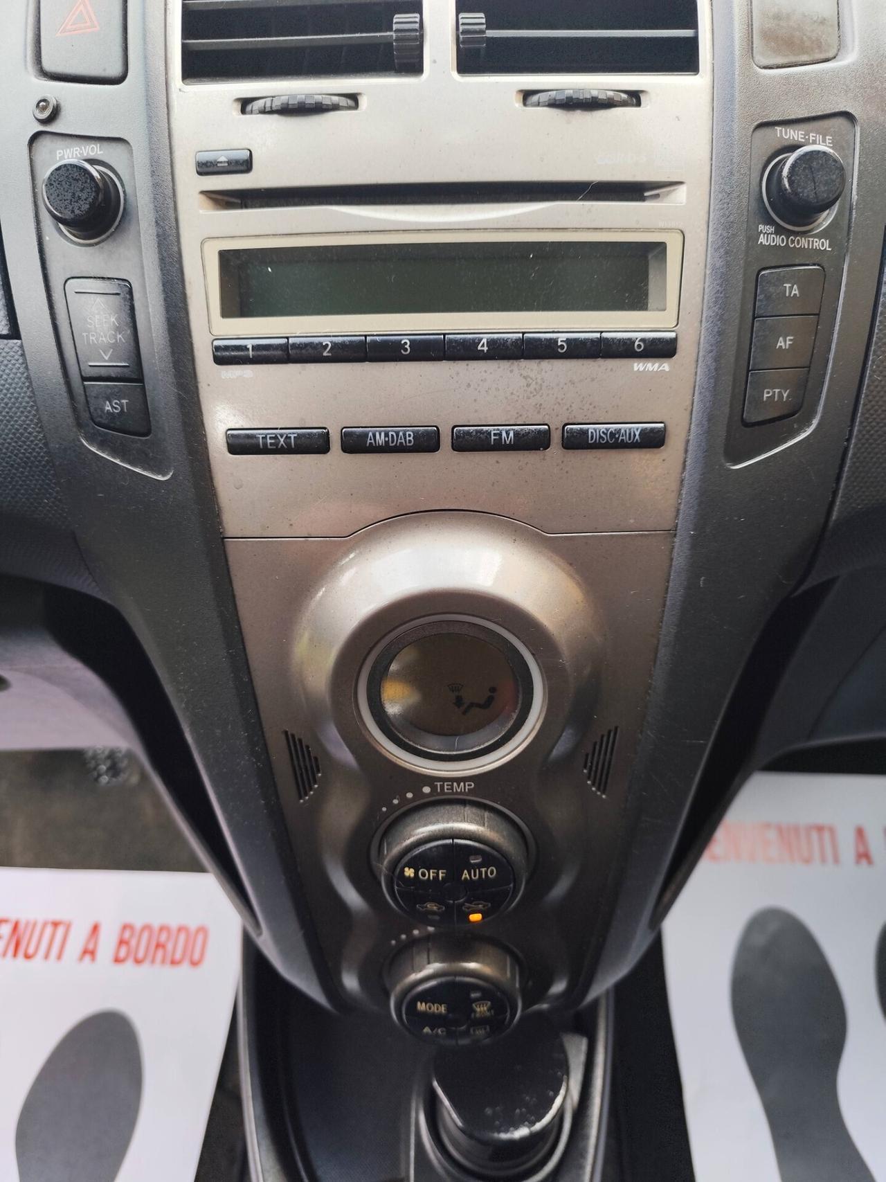 Toyota Yaris 1.3 5 porte M-MT Sol