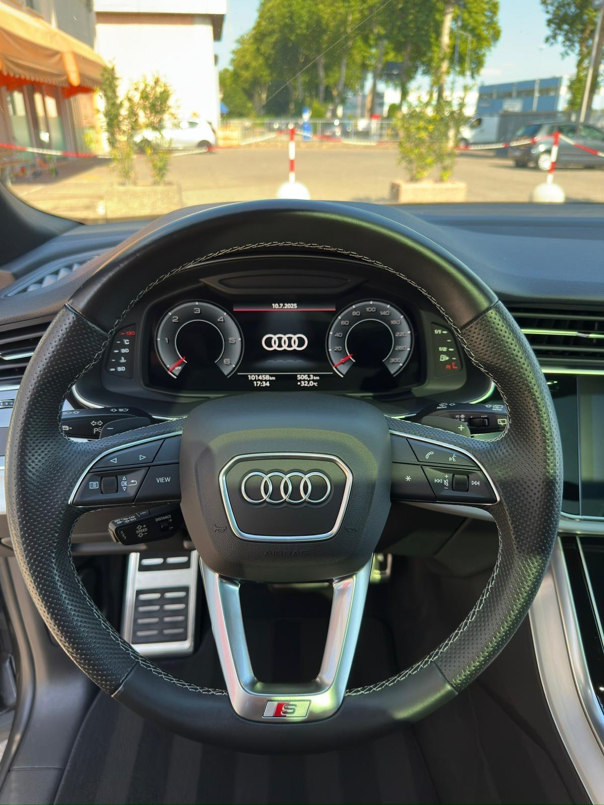 Audi Q8 45 TDI quattro tiptronic Sport S-Line