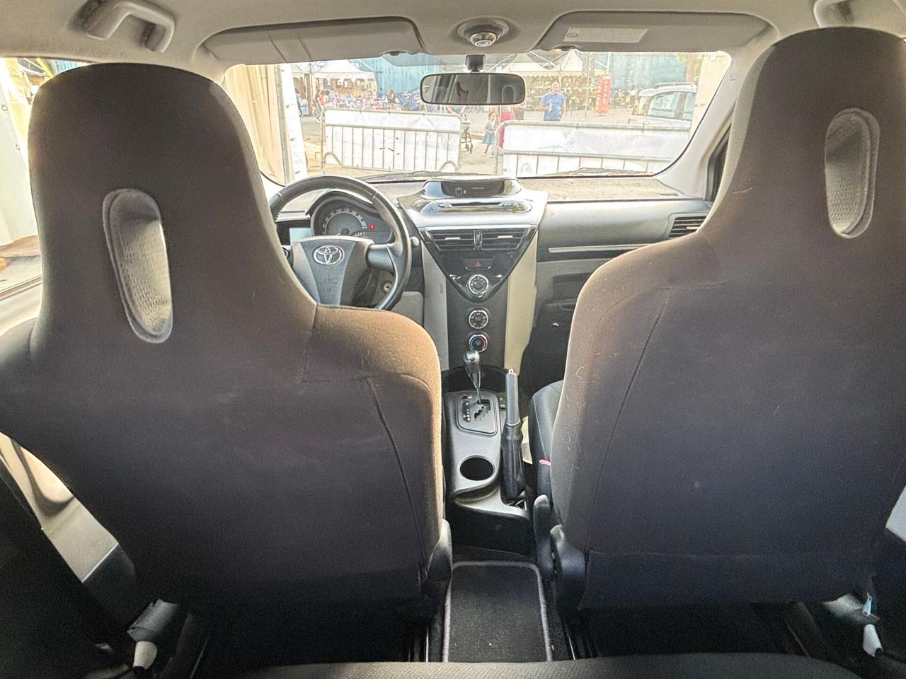 Toyota iQ 1.0 CVT Lounge