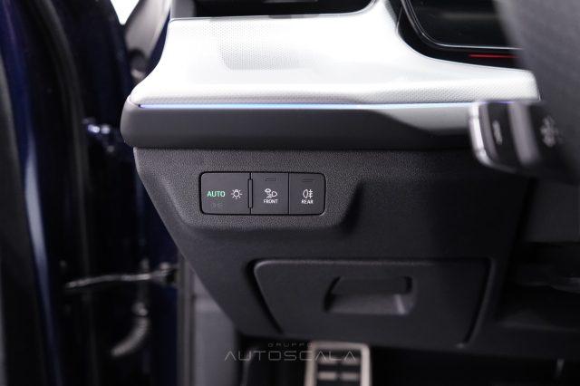 AUDI Q3 35 TDI 150cv S tronic Business S Line