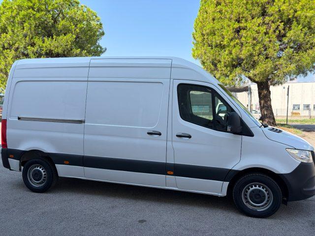 MERCEDES-BENZ Sprinter F39/33 311 CDI FWD TA Furgone