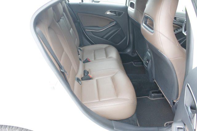 MERCEDES-BENZ A 200 d Automatic Premium PELLE/TELECAMERA