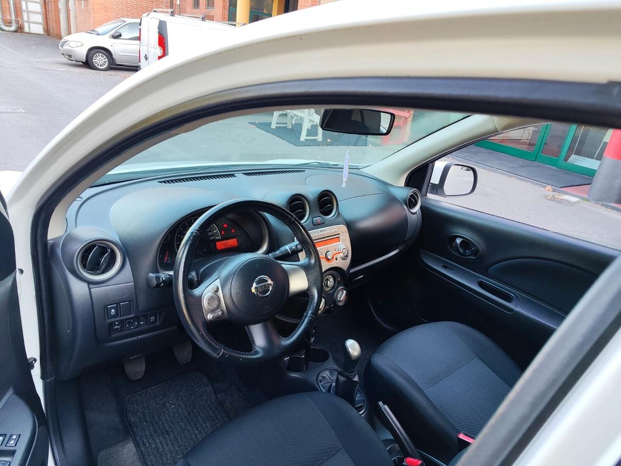 Nissan Micra 1.2 12V 5 porte Tekna - 2013