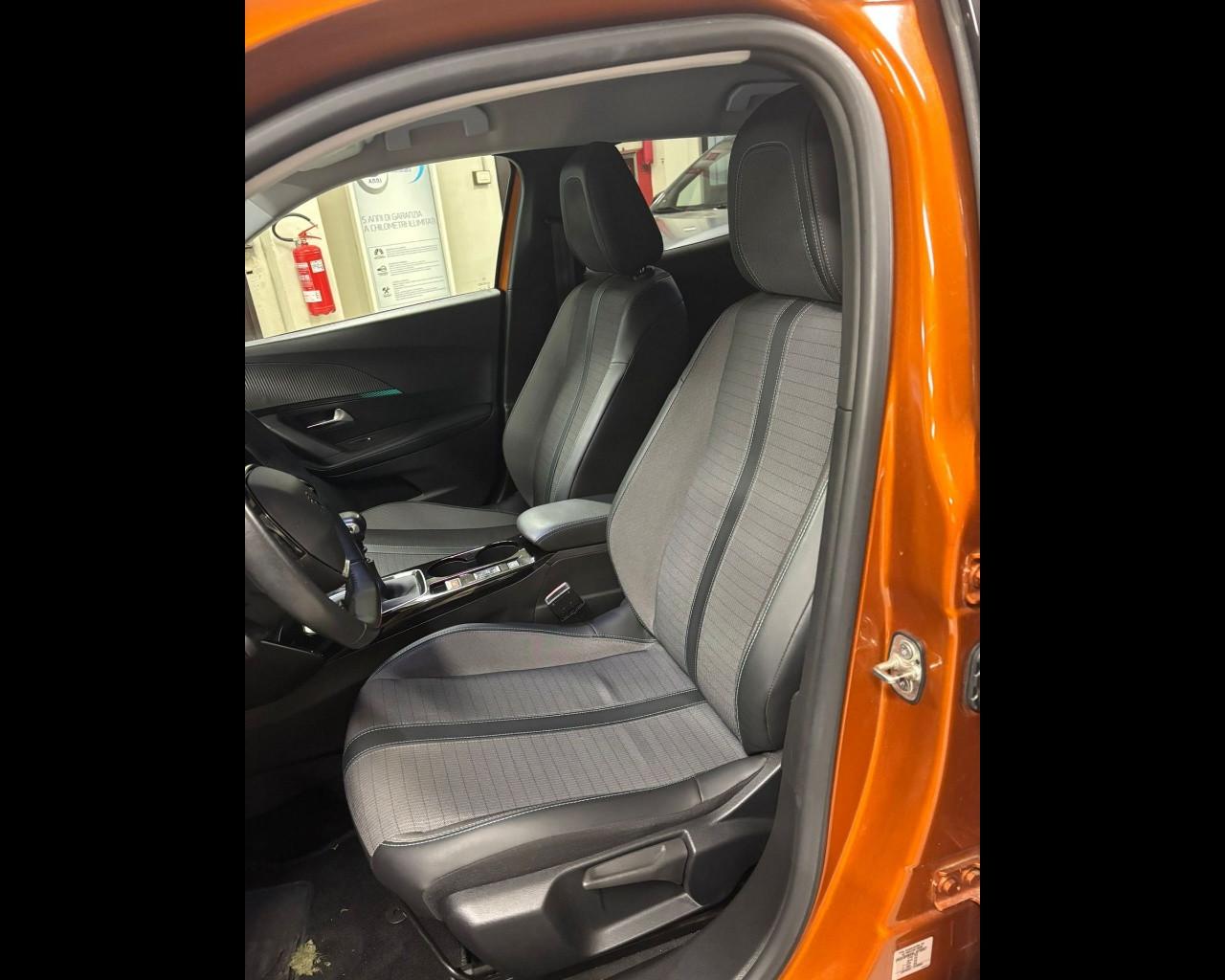 PEUGEOT 2008 2ª serie - 2008 PureTech 100 S&S Allure Pack