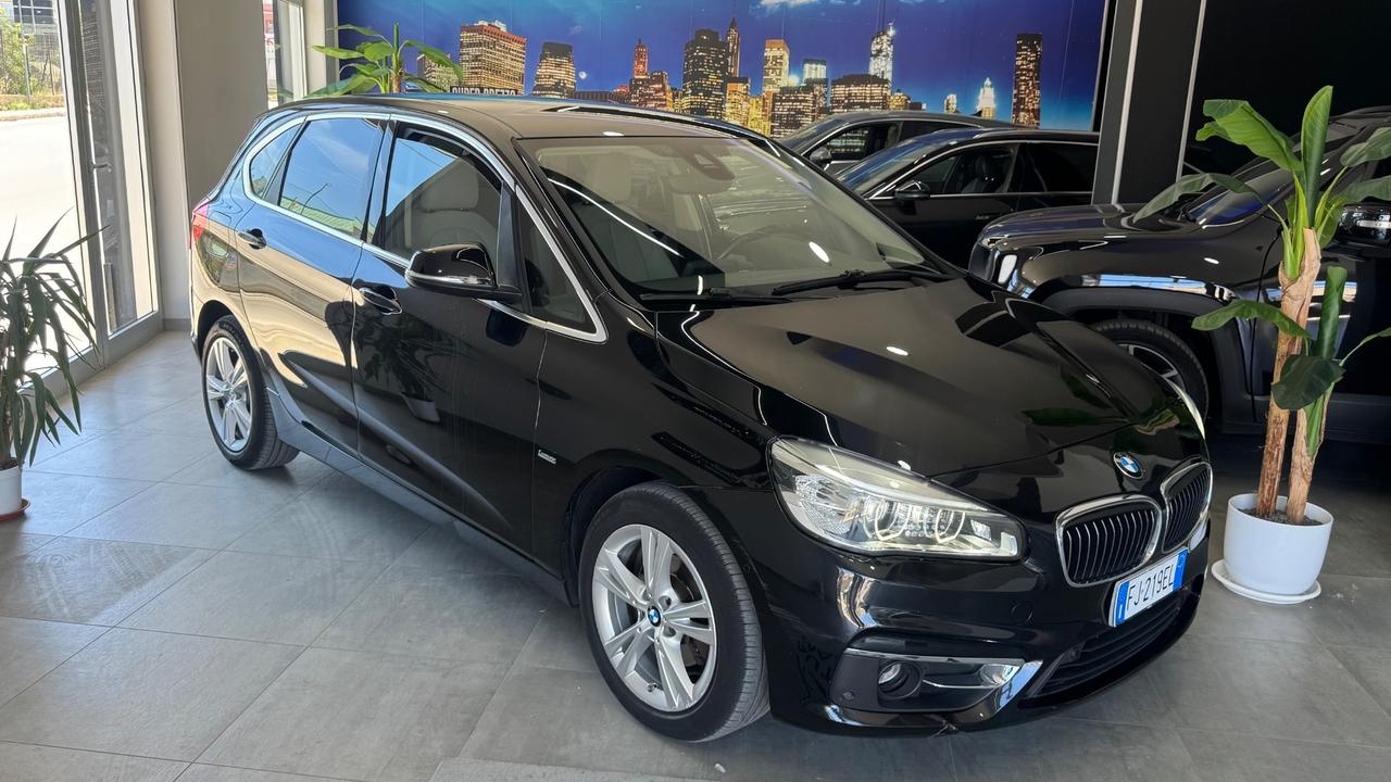 Bmw serie 2 Active Tourer 218d Luxury-2017