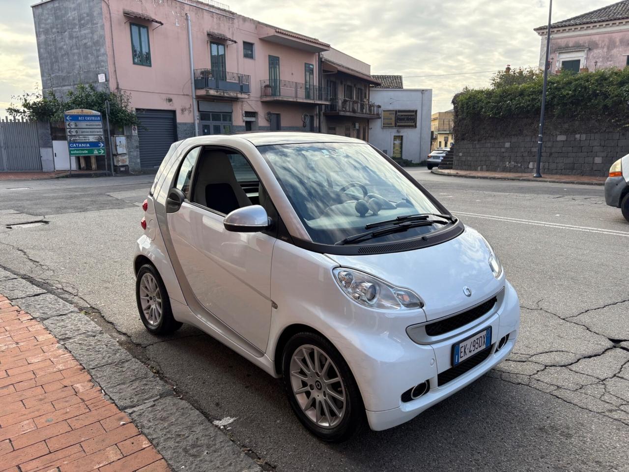 Smart ForTwo 1000 52 kW coupé passion 2011