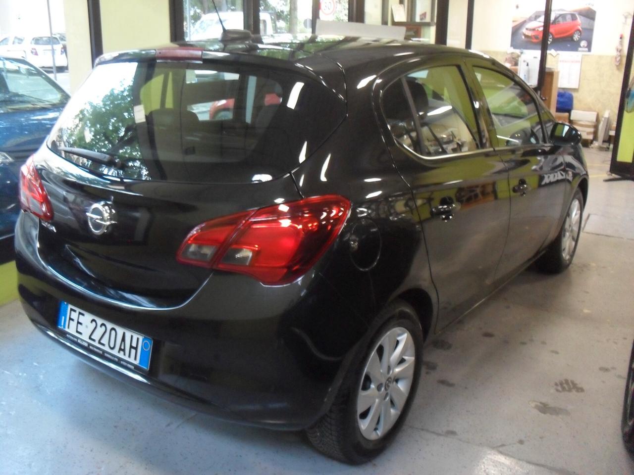 Opel Corsa 1.4 90CV GPL Tech 5 porte Cosmo