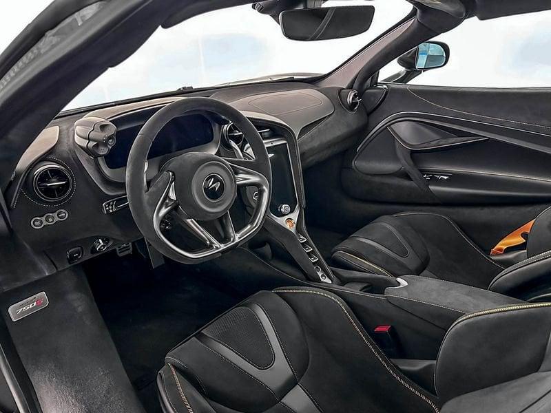 McLaren 750S 4.0 Coupé MY27 - McLaren Milano