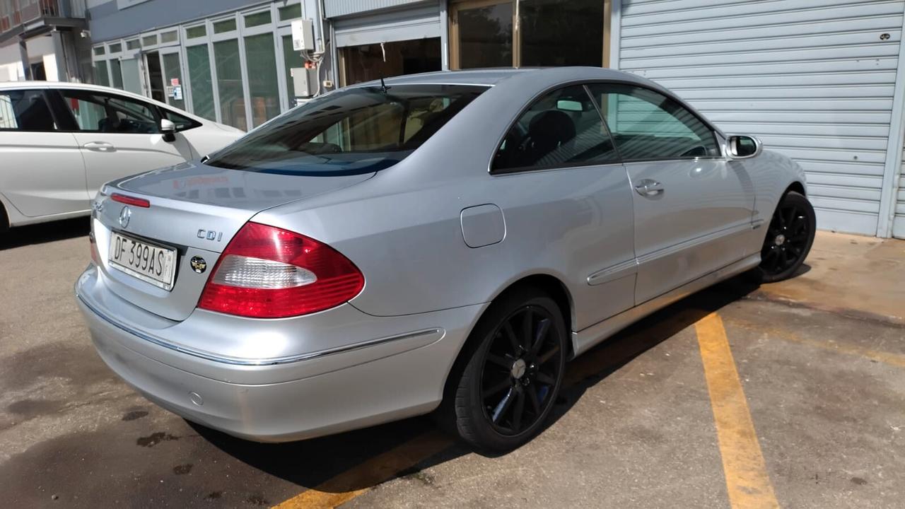 Mercedes-benz CLK 220