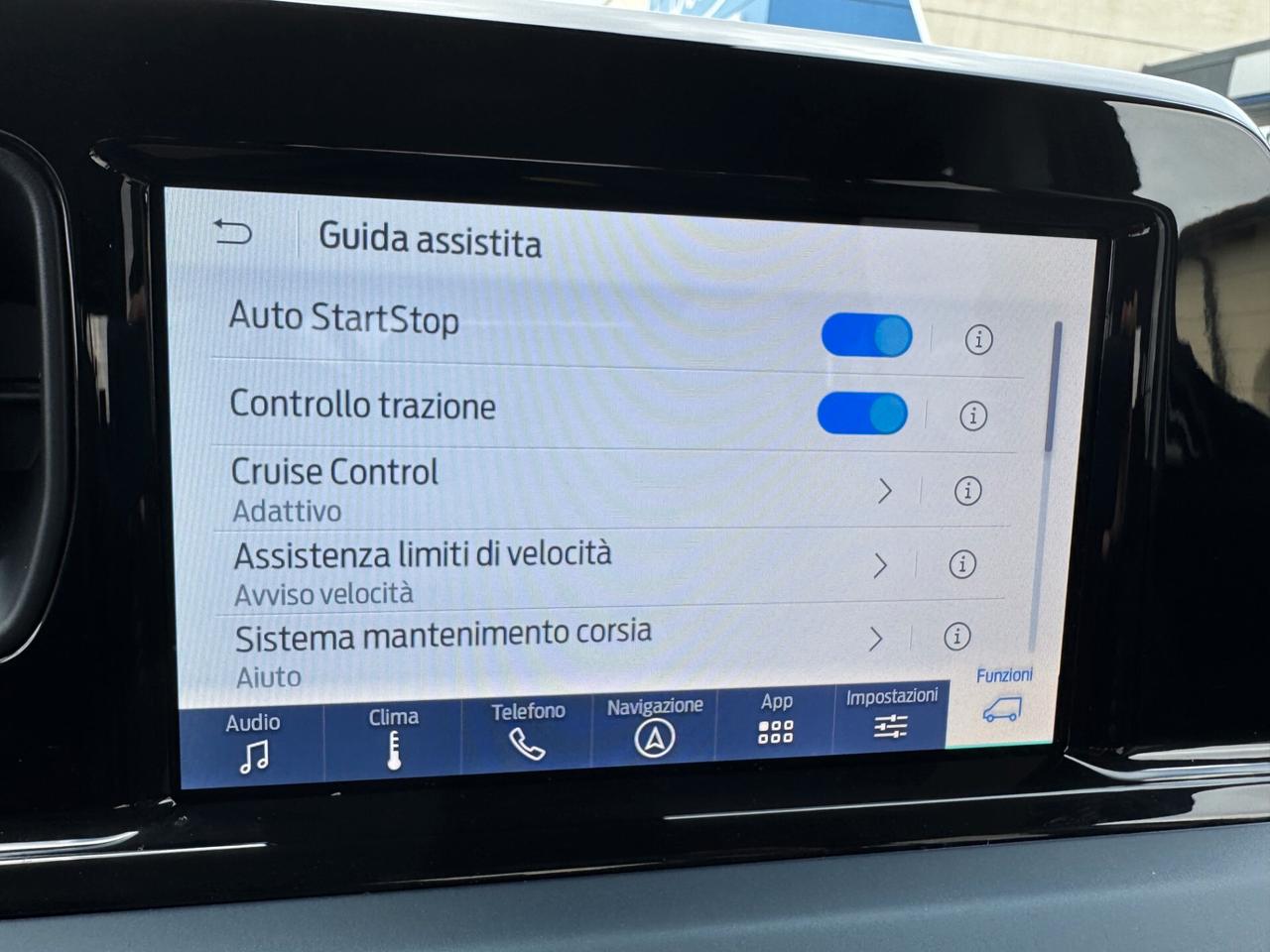 Ford Tourneo Courier Active 1.0EcoB. 125CV Autom