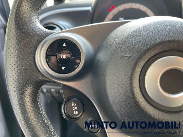 SMART ForTwo EQ BERLIN BLACK AUTOMATICA NAVI TETTO PANORAMICO