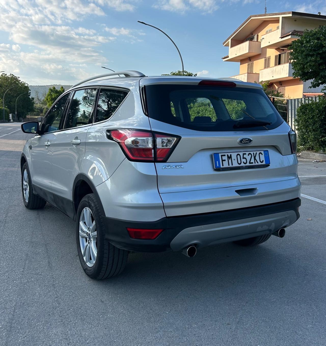 Ford Kuga 1.5 TDCI 120 CV S&S 2WD ST-Line
