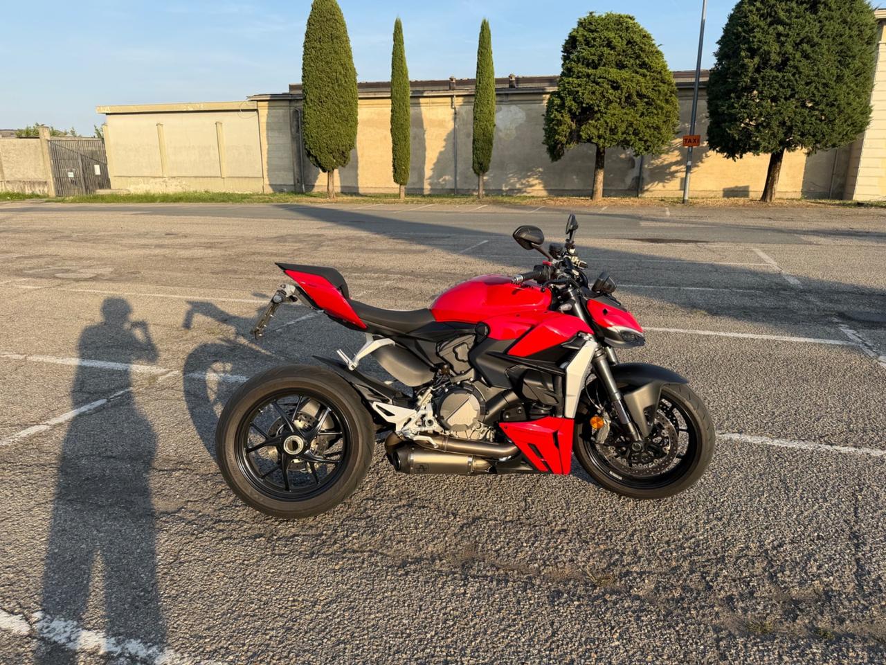 Ducati Streetfighter V2 unipro tagliandata