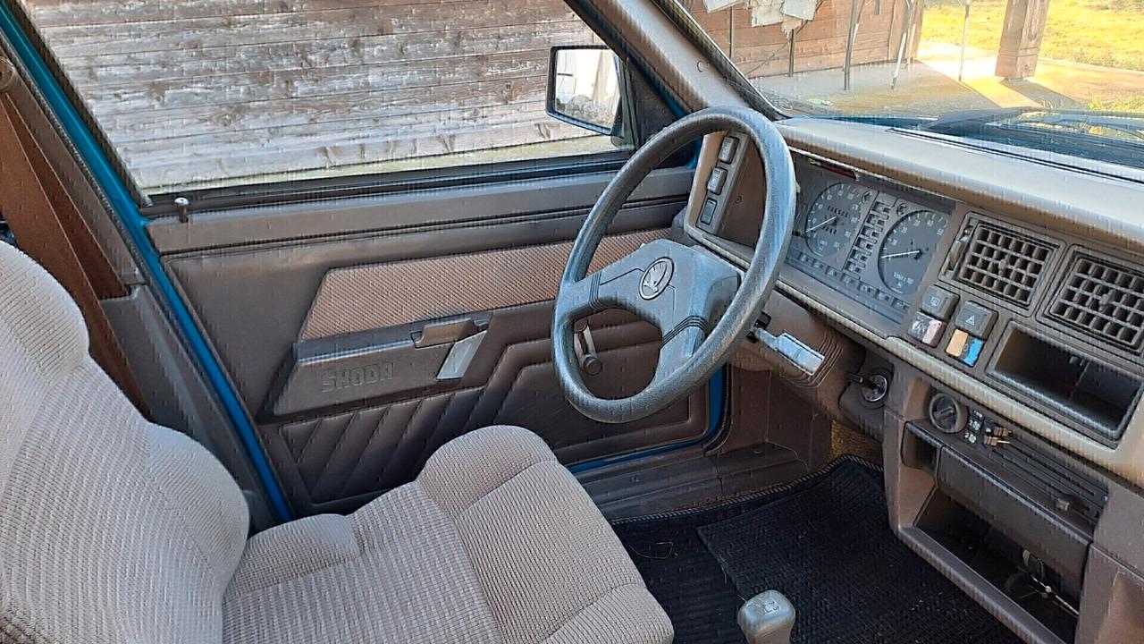 Skoda Favorit 136 LS SOLD NEW IN ITALY ! ONLY 1 OWNER