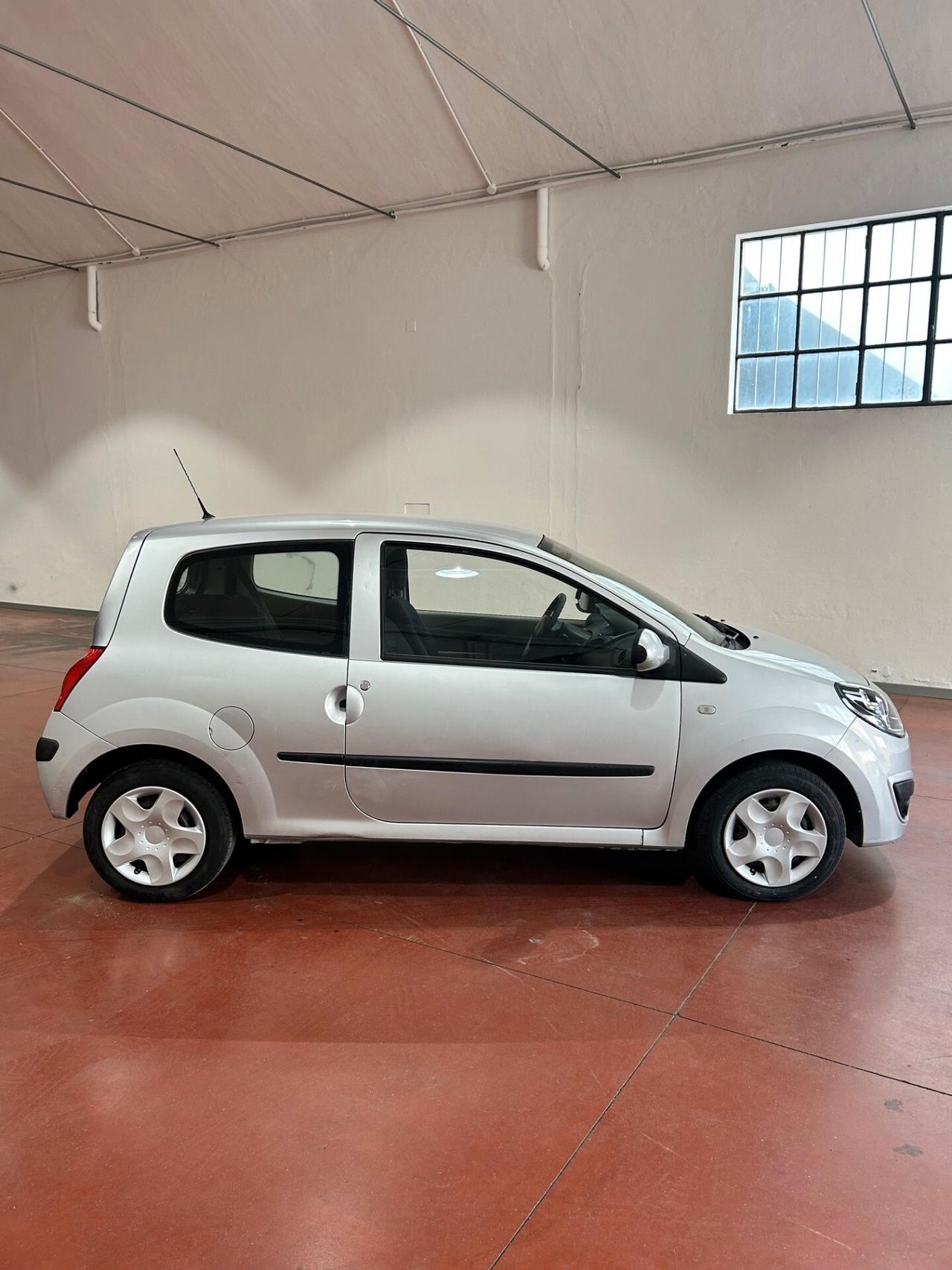 Renault Twingo 1.2 8V Dynamique-TAGLIANDO COMPLETO ESEGUITO-