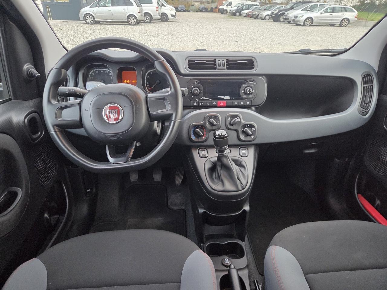FIAT PANDA 1.2 BENZINA DEL 2020 CON 15000KM