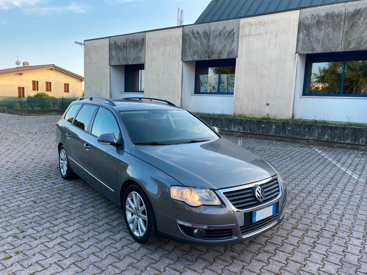 Volkswagen Passat 2.0TDI Highline OK NEOPATENTATI