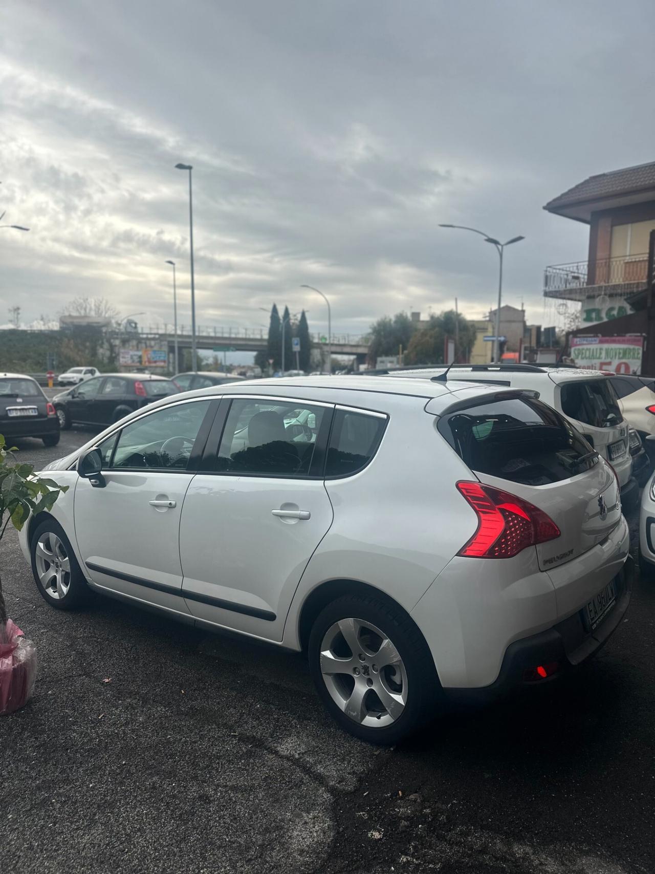 Peugeot 3008 1.6 HDi 110CV Business